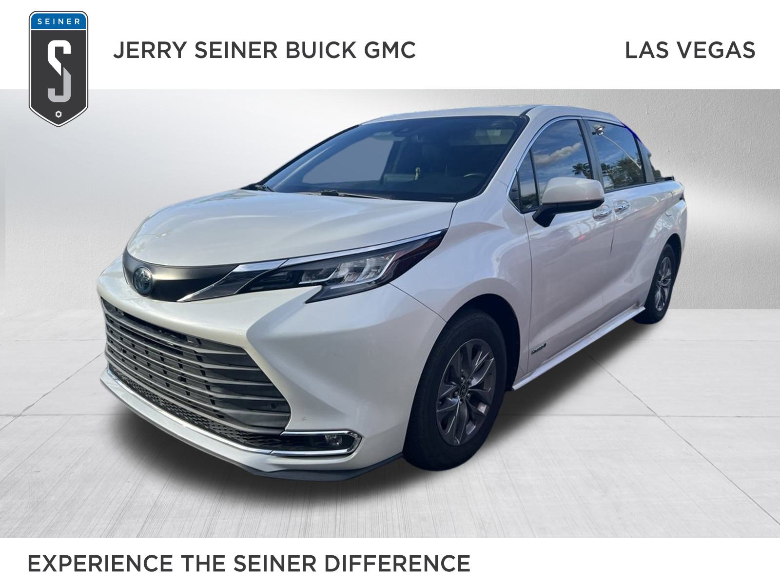 Used 2021 Toyota Sienna XLE