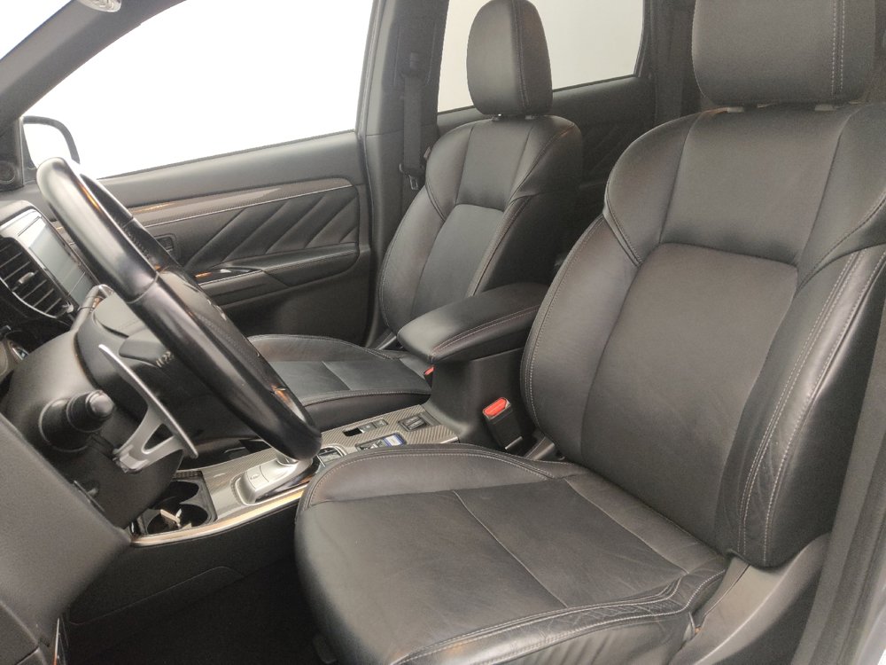Used 2022 Mitsubishi Outlander SEL image 17