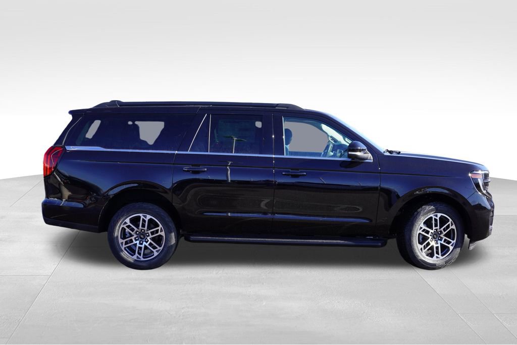 New 2026 Ford Expedition Max Active AWD/4WD image 3