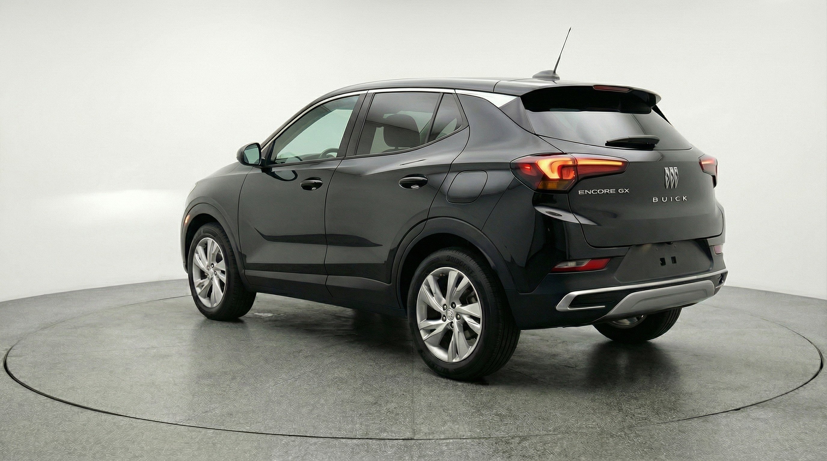Used 2025 Buick Encore GX Preferred image 6