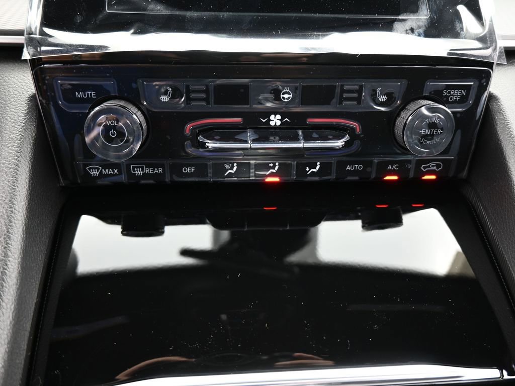 New 2025 Jeep Grand Cherokee Altitude image 19