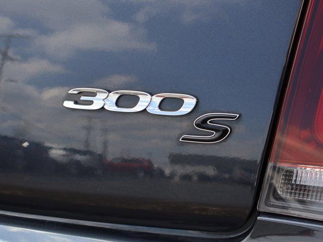 Used 2019 Chrysler 300 S image 16