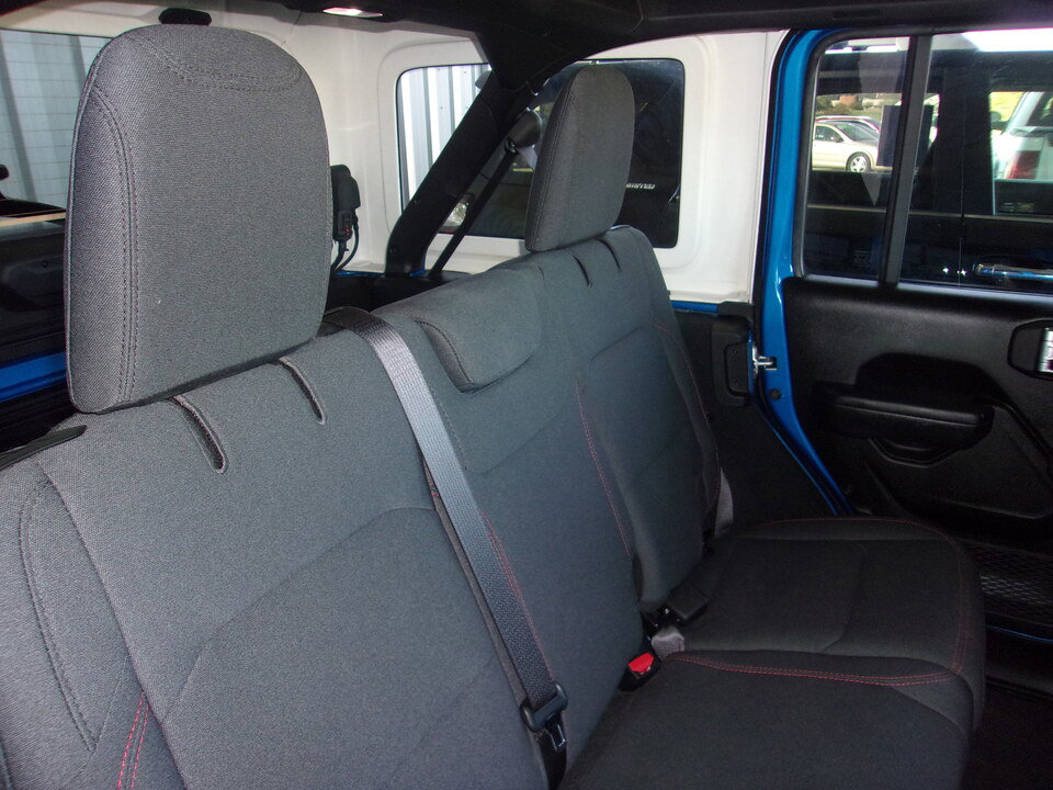 Used 2024 Jeep Wrangler Unlimited Rubicon image 9