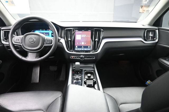 Certified 2025 Volvo S60 B5 Core AWD/4WD image 9