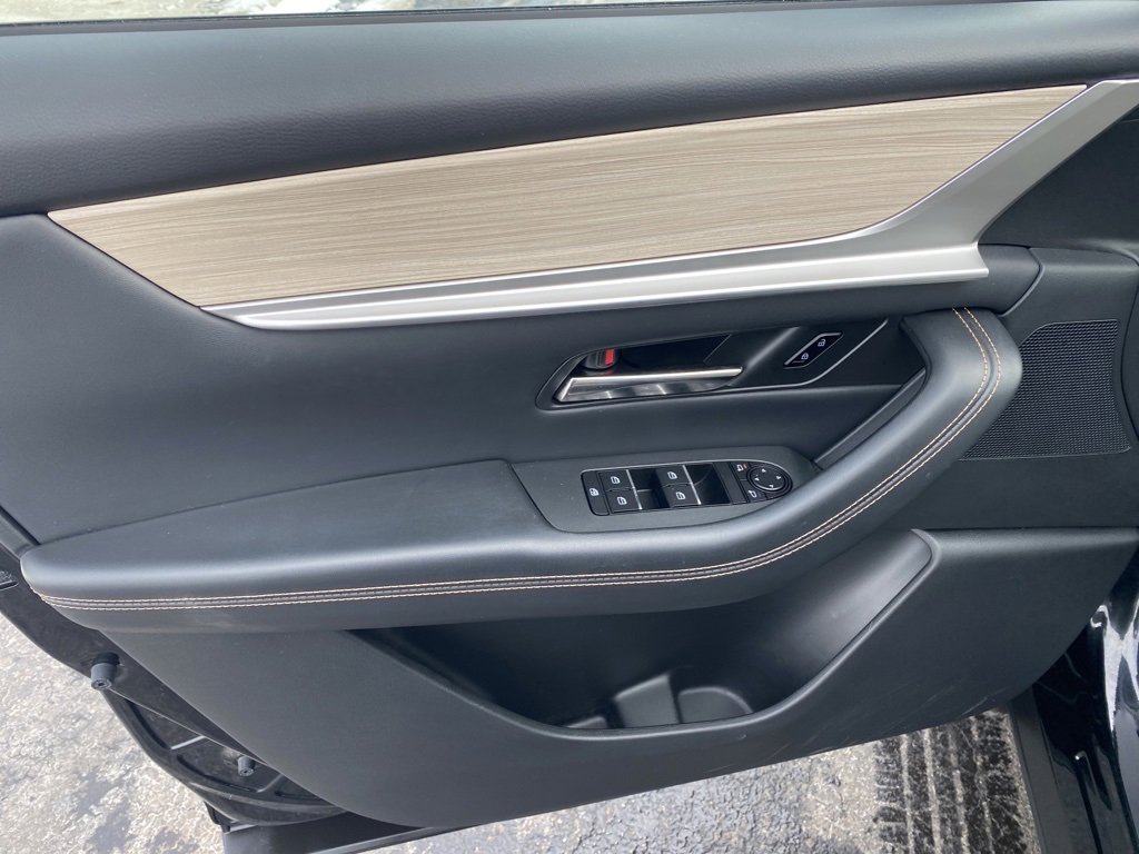 Certified 2024 MAZDA CX-90 Plug-In Hybrid w/ Premium Pkg image 14