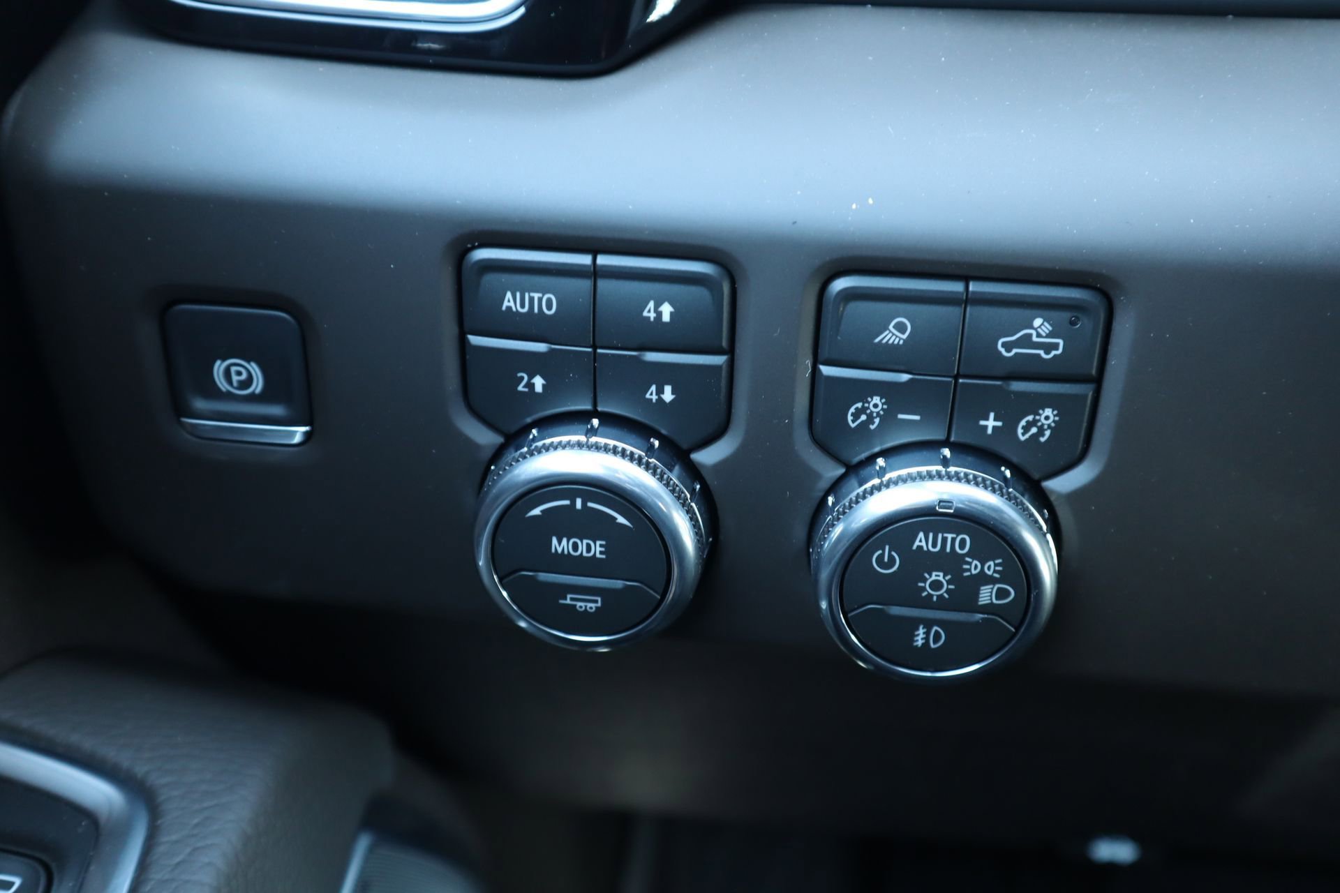 New 2026 GMC Sierra 2500 Denali w/ Denali Reserve Package image 10