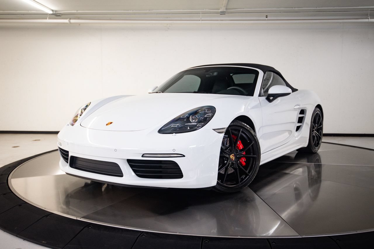 Used 2023 Porsche 718 Boxster S RWD image 1