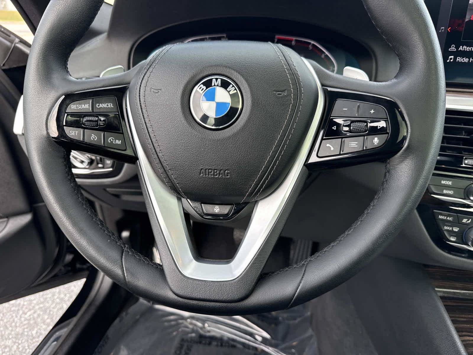 Used 2023 BMW 530i xDrive w/ Premium Package AWD/4WD image 30