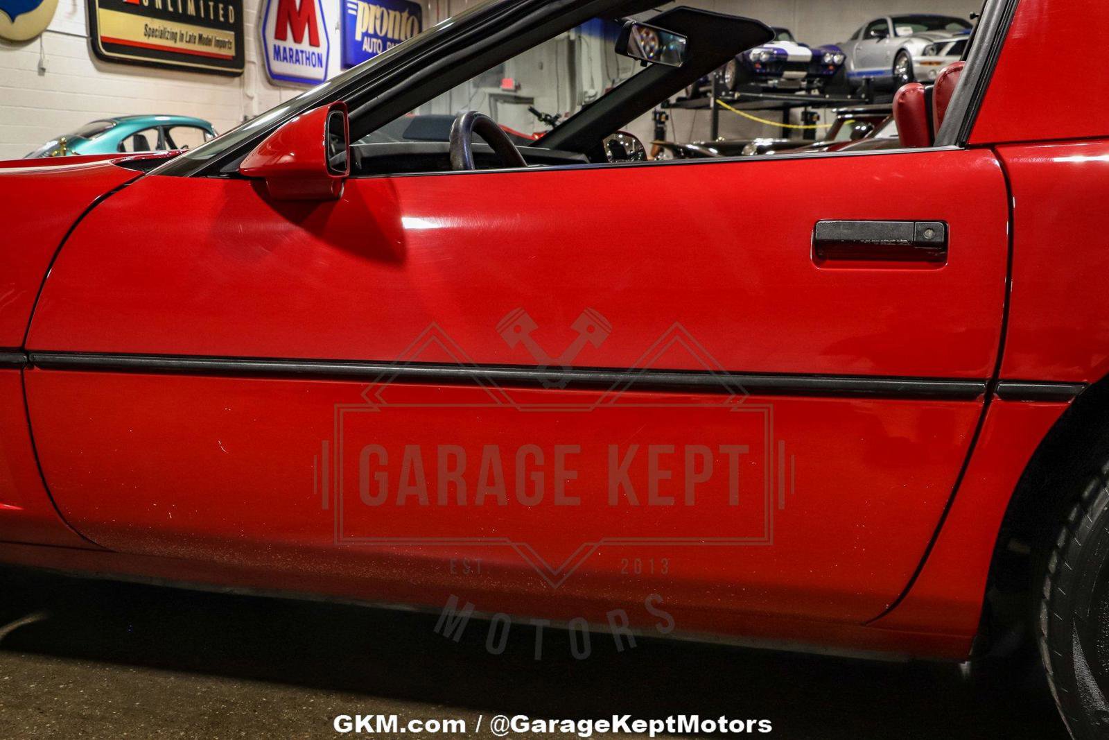 Used 1987 Chevrolet Corvette Coupe image 36