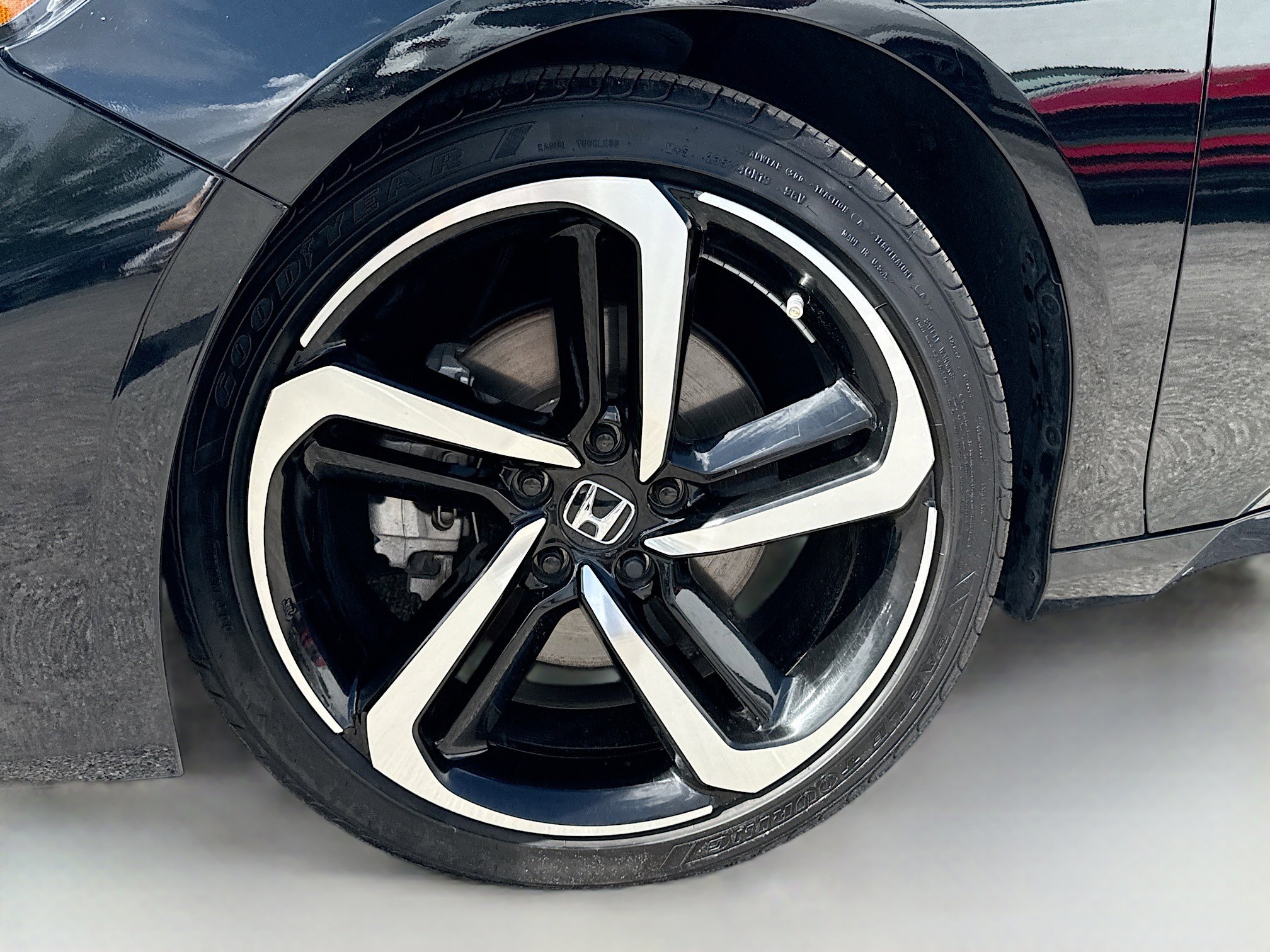 Used 2022 Honda Accord Sport image 40