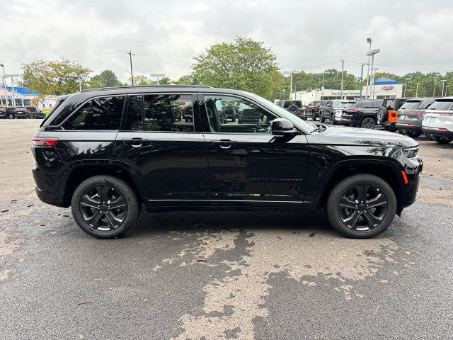 New 2027 Jeep Grand Cherokee Limited AWD/4WD image 28