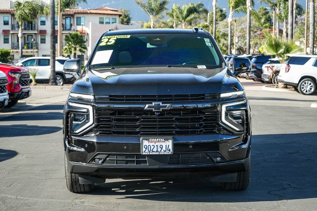 Used 2025 Chevrolet Suburban RST AWD/4WD image 2