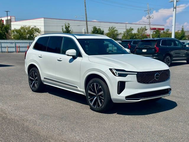 New 2026 Volvo XC90 B5 Core