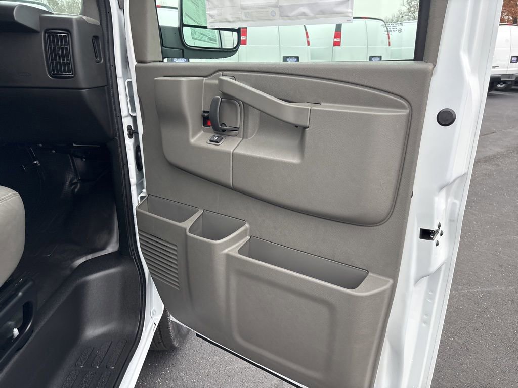 New 2025 Chevrolet Express 2500 w/ Driver Convenience Package image 43