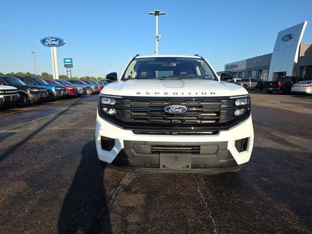 New 2025 Ford Expedition Max Active image 2