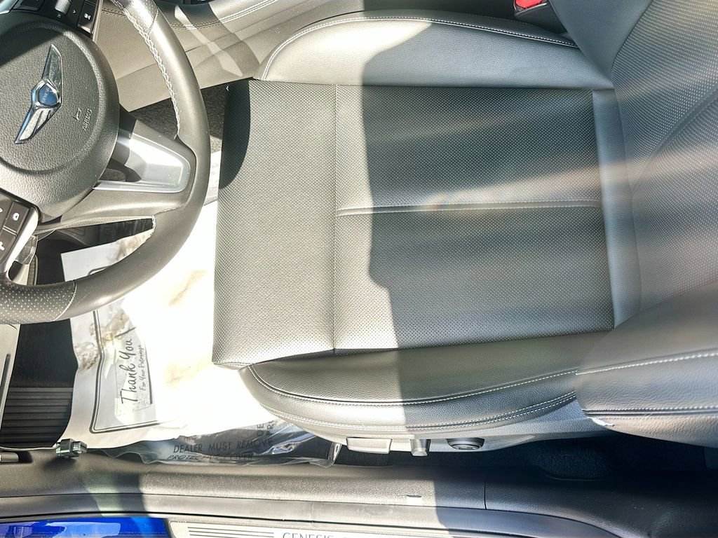 Used 2021 Genesis G70 2.0T image 18