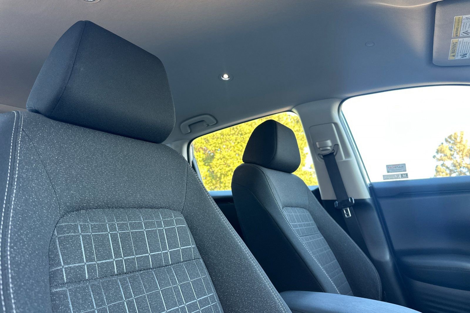 Used 2023 Honda HR-V LX image 19