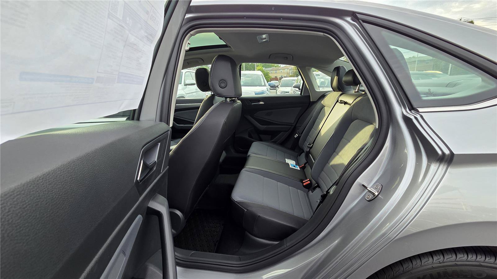 New 2026 Volkswagen Jetta SE FWD image 27