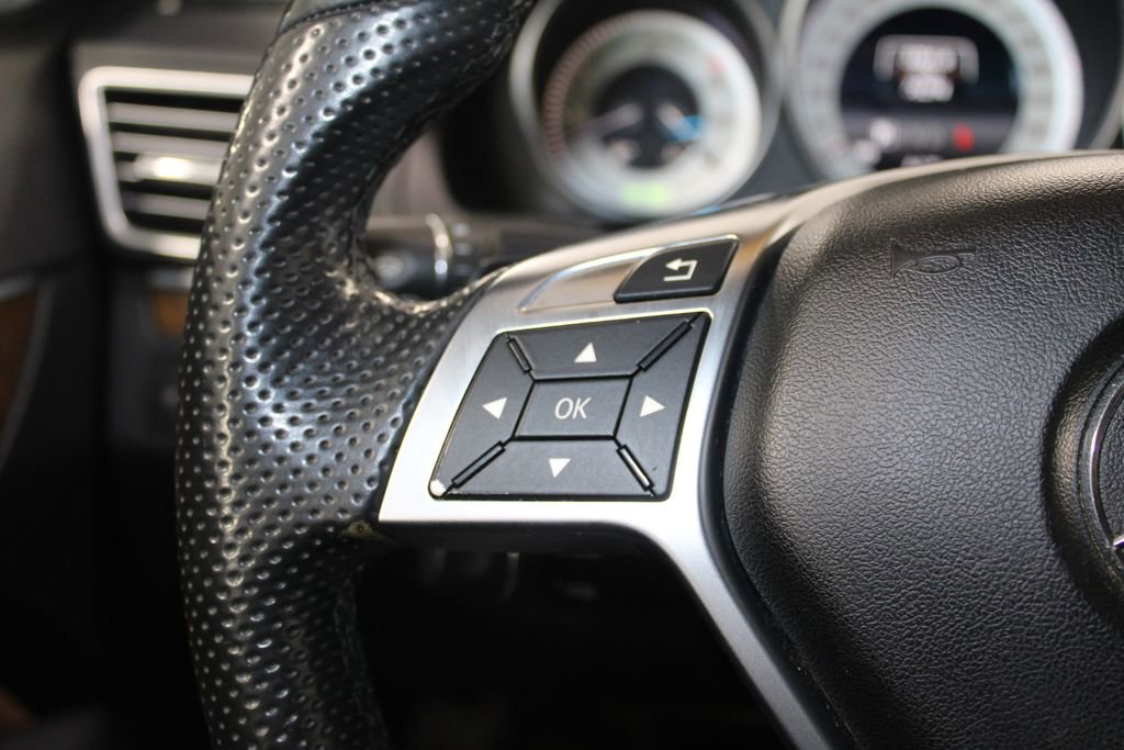 Used 2016 Mercedes-Benz E 400 Cabriolet image 29