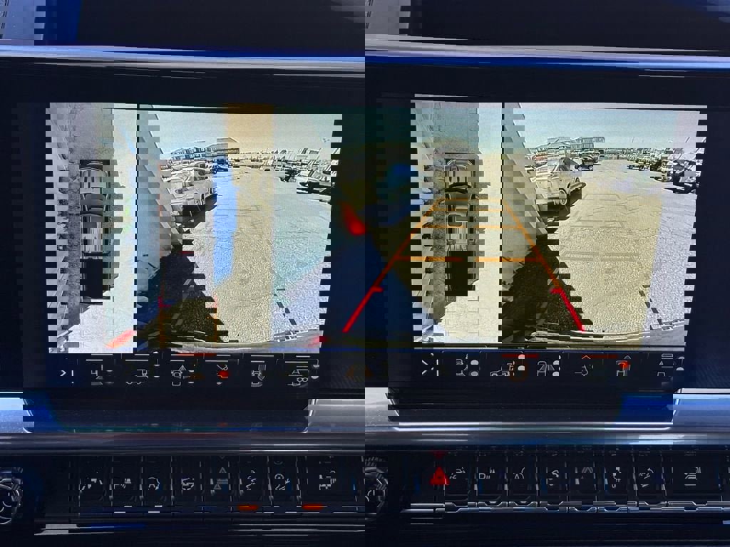 Used 2024 Chevrolet Silverado 1500 LTZ image 17