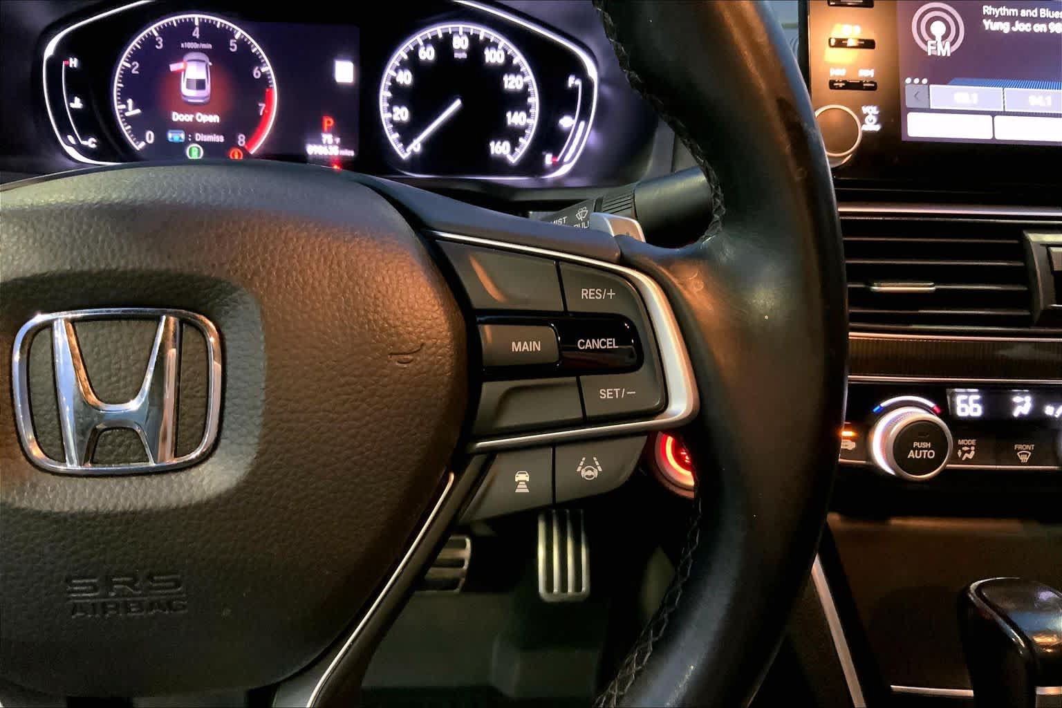 Used 2018 Honda Accord Sport image 24