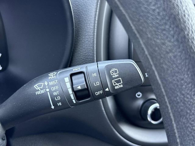 Used 2024 Kia Soul LX w/ Option Group 015 FWD image 25