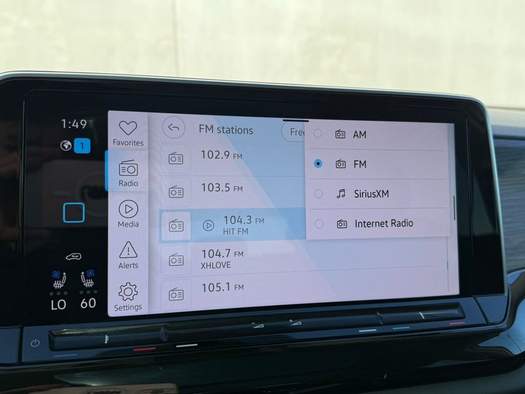 Certified 2025 Volkswagen Atlas SEL image 13