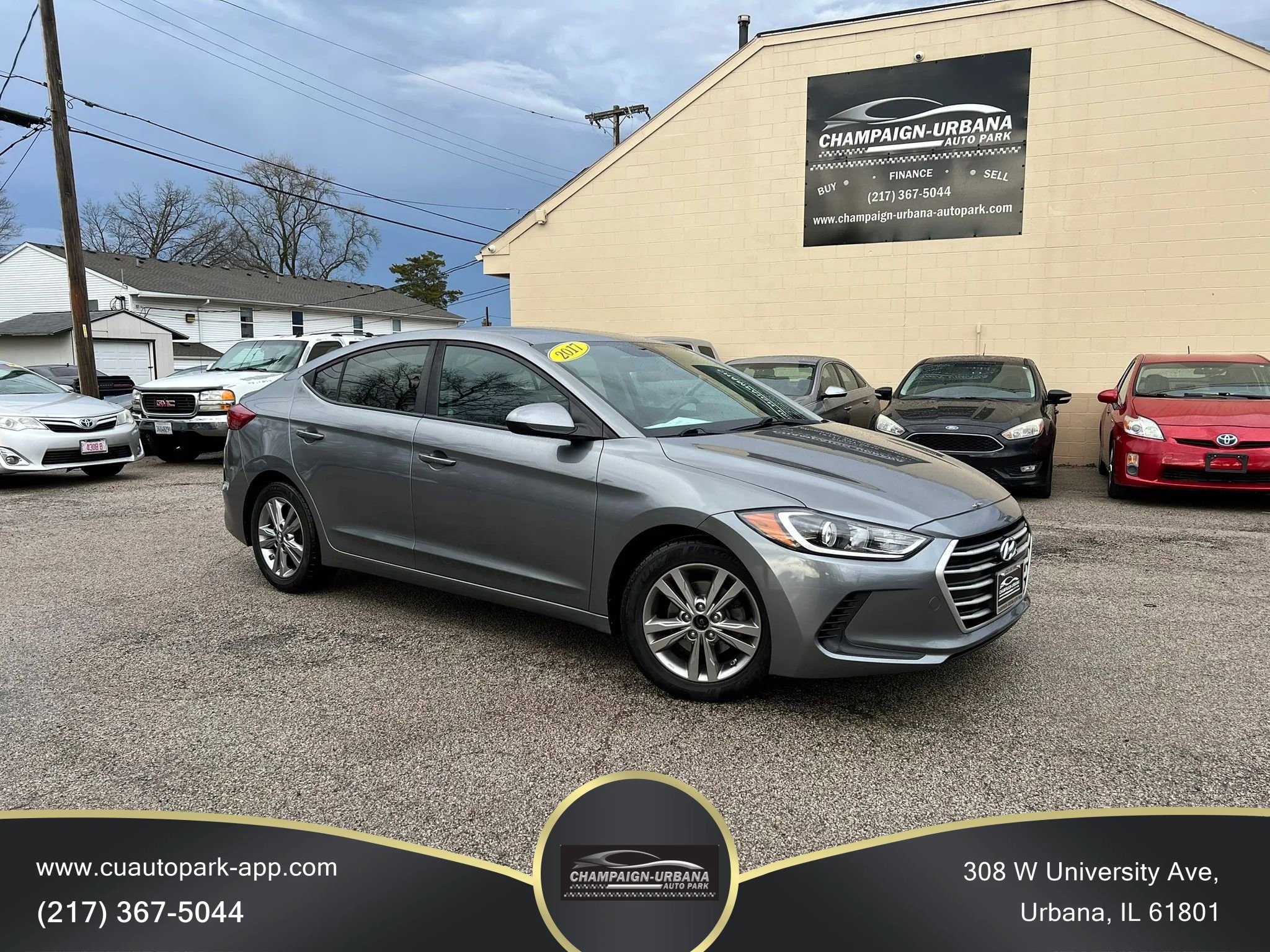 Used 2017 Hyundai Elantra SE image 1