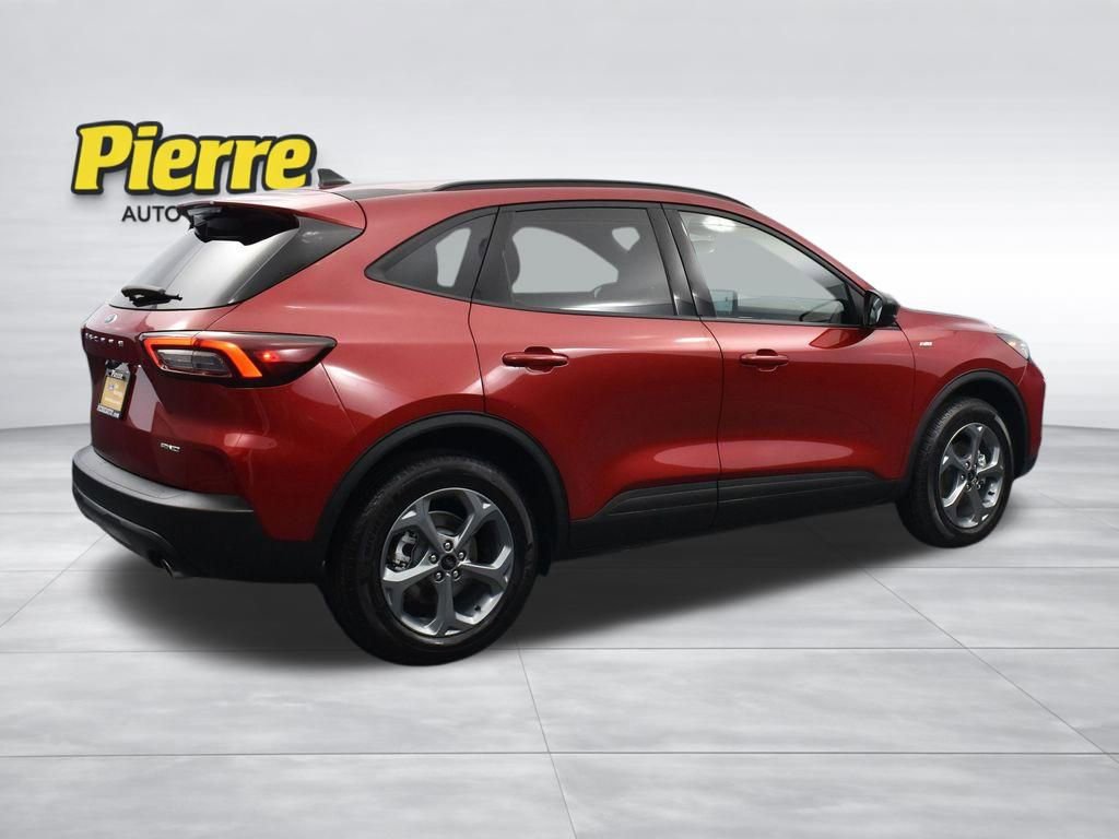 Certified 2025 Ford Escape ST-Line AWD/4WD image 4