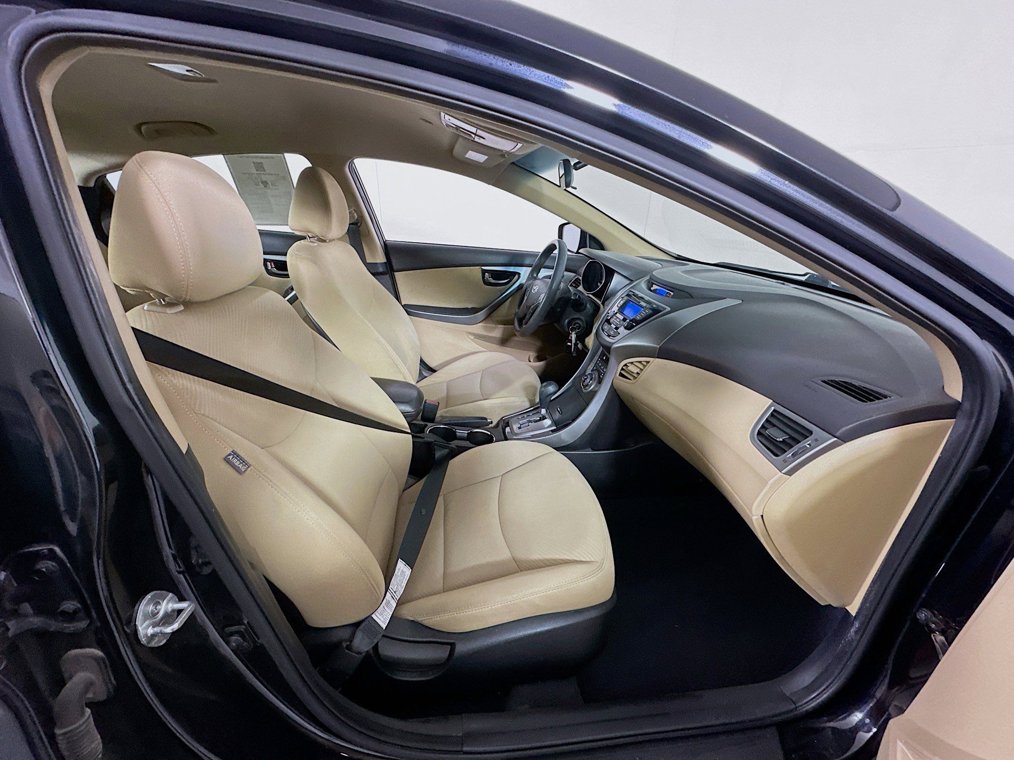 Used 2013 Hyundai Elantra GLS w/ Preferred Pkg image 30