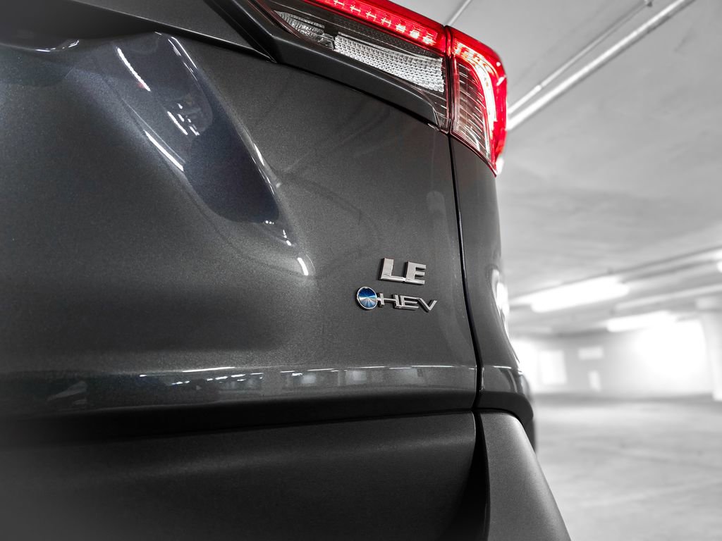 Used 2025 Toyota RAV4 LE image 12