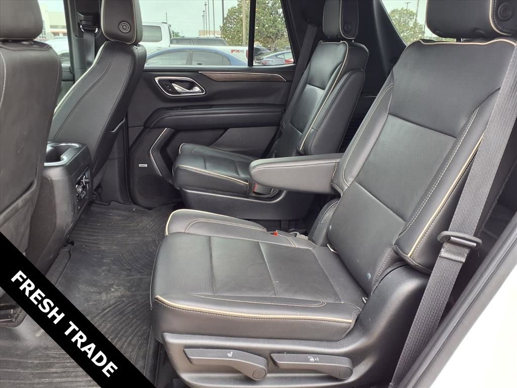 Used 2021 Chevrolet Tahoe Premier w/ Premium Package RWD image 26