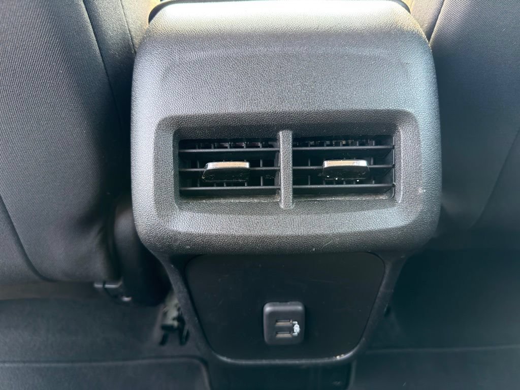 Used 2019 Chevrolet Equinox LS FWD image 20