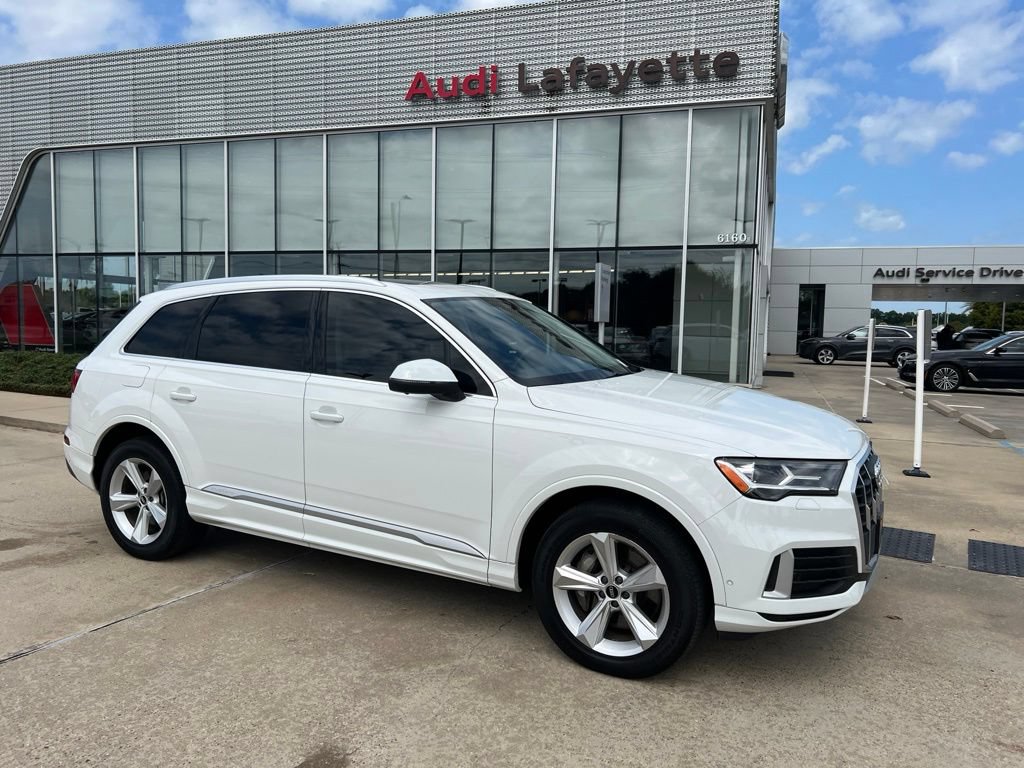 Used 2021 Audi Q7 2.0T Premium Plus w/ Premium Plus Package AWD/4WD image 3