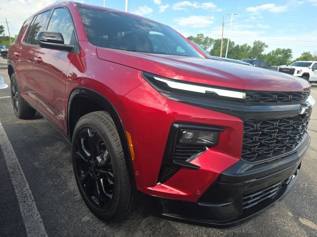 New 2027 Chevrolet Traverse RS AWD/4WD image 1