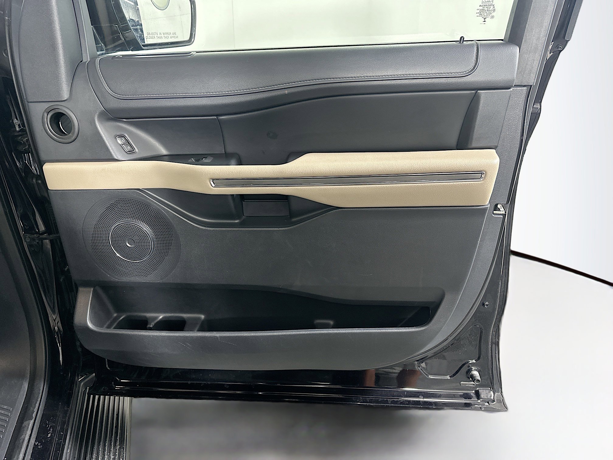 Used 2024 Ford Expedition Max XLT RWD image 34