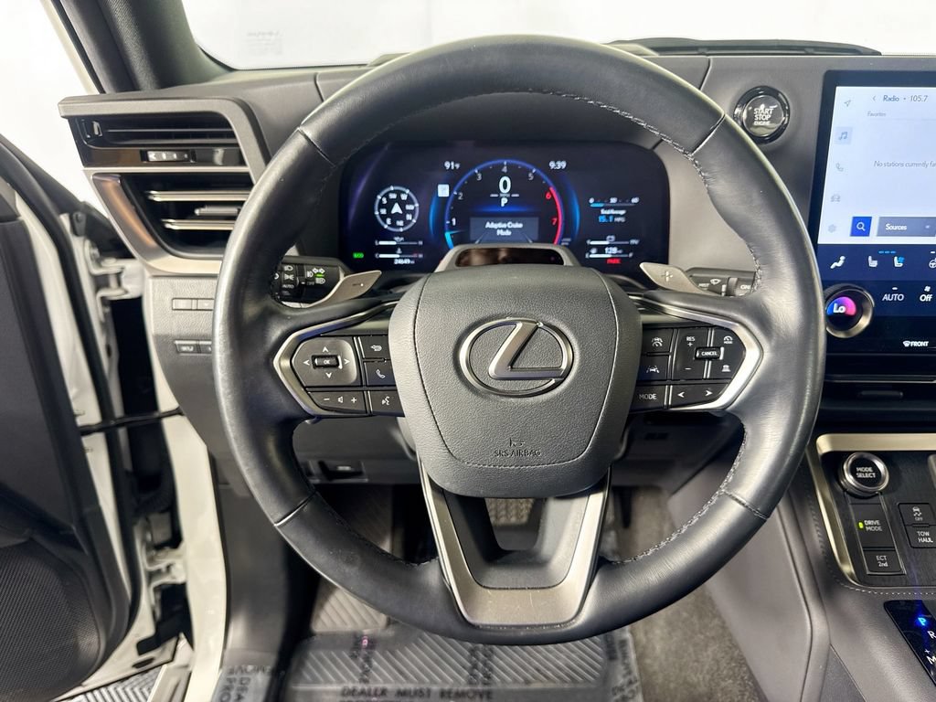 Used 2024 Lexus GX 550 w/ Cold Area Package AWD/4WD image 11