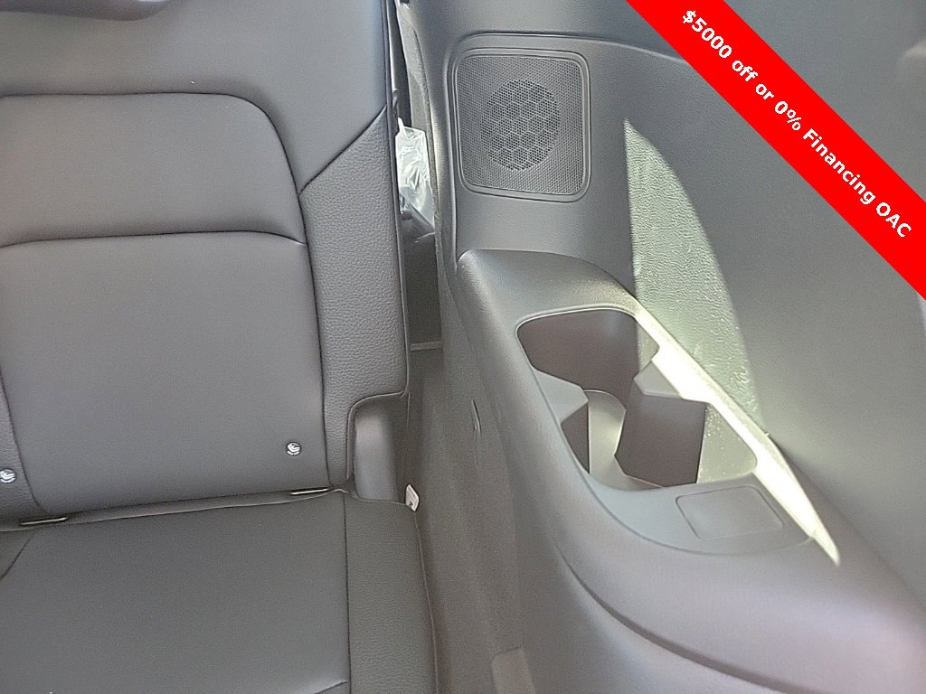 New 2025 Nissan Pathfinder SL w/ SL Premium Package image 39