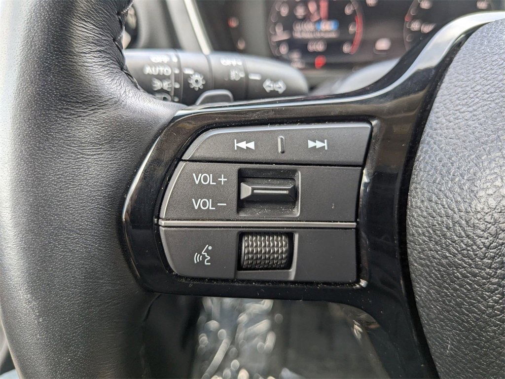 Used 2024 Honda Pilot Elite image 13