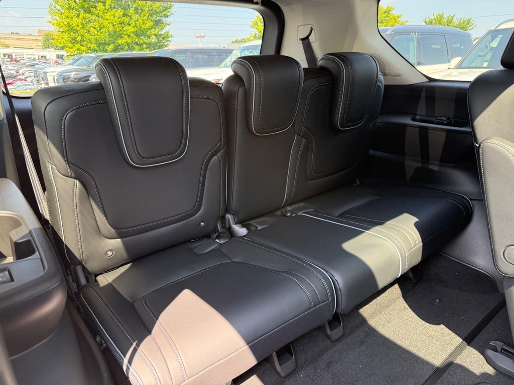 New 2027 INFINITI QX80 Luxe w/ Cargo Package AWD/4WD image 5