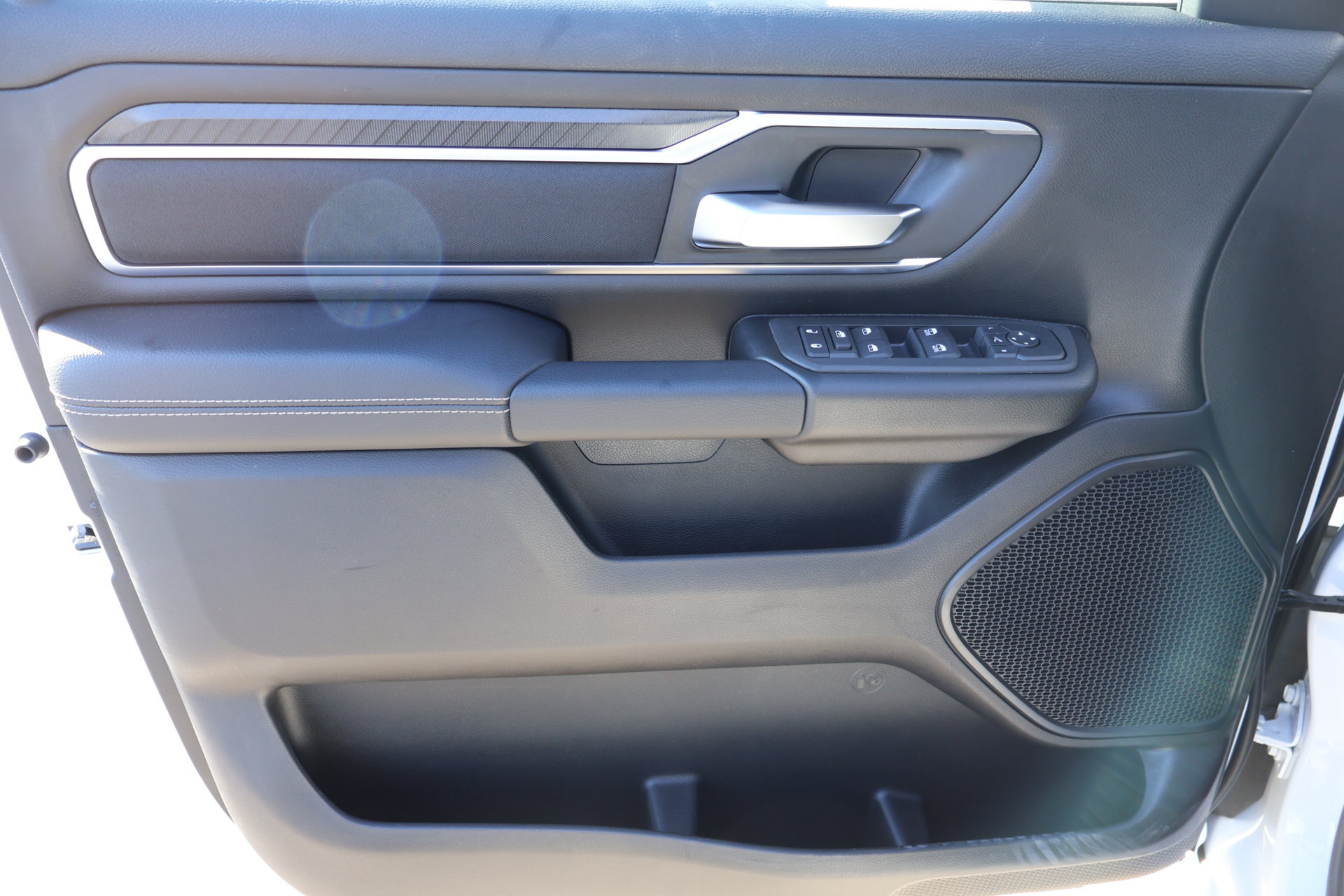 New 2026 RAM 1500 Big Horn AWD/4WD image 16