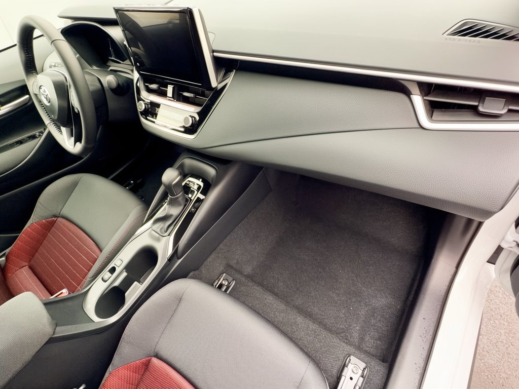 New 2027 Toyota Corolla SE FWD image 32