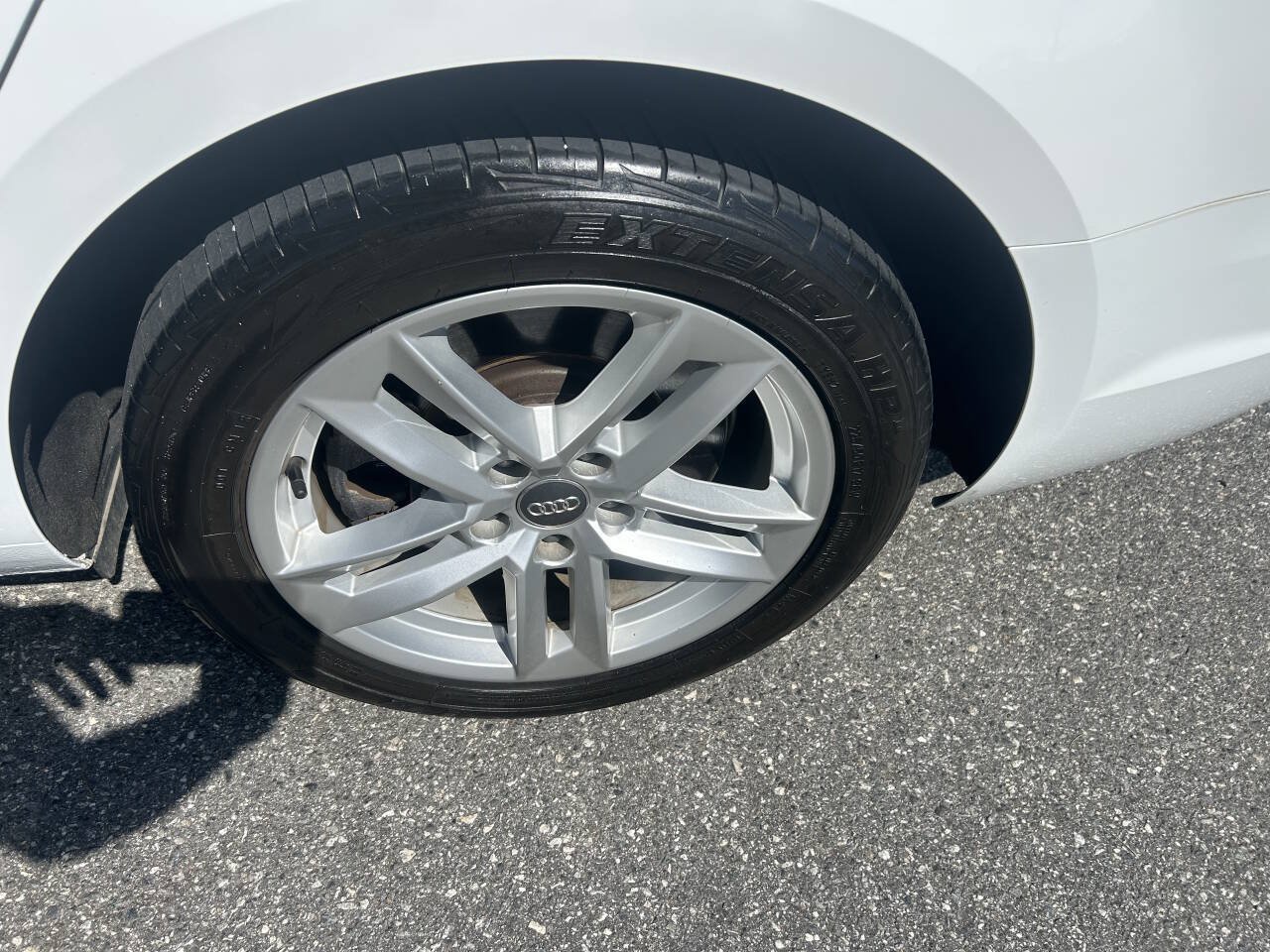 Used 2017 Audi A4 2.0T Premium FWD image 11