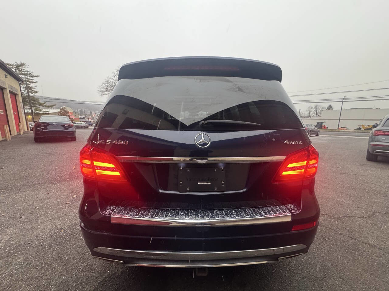 Used 2017 Mercedes-Benz GLS 450 4MATIC image 6