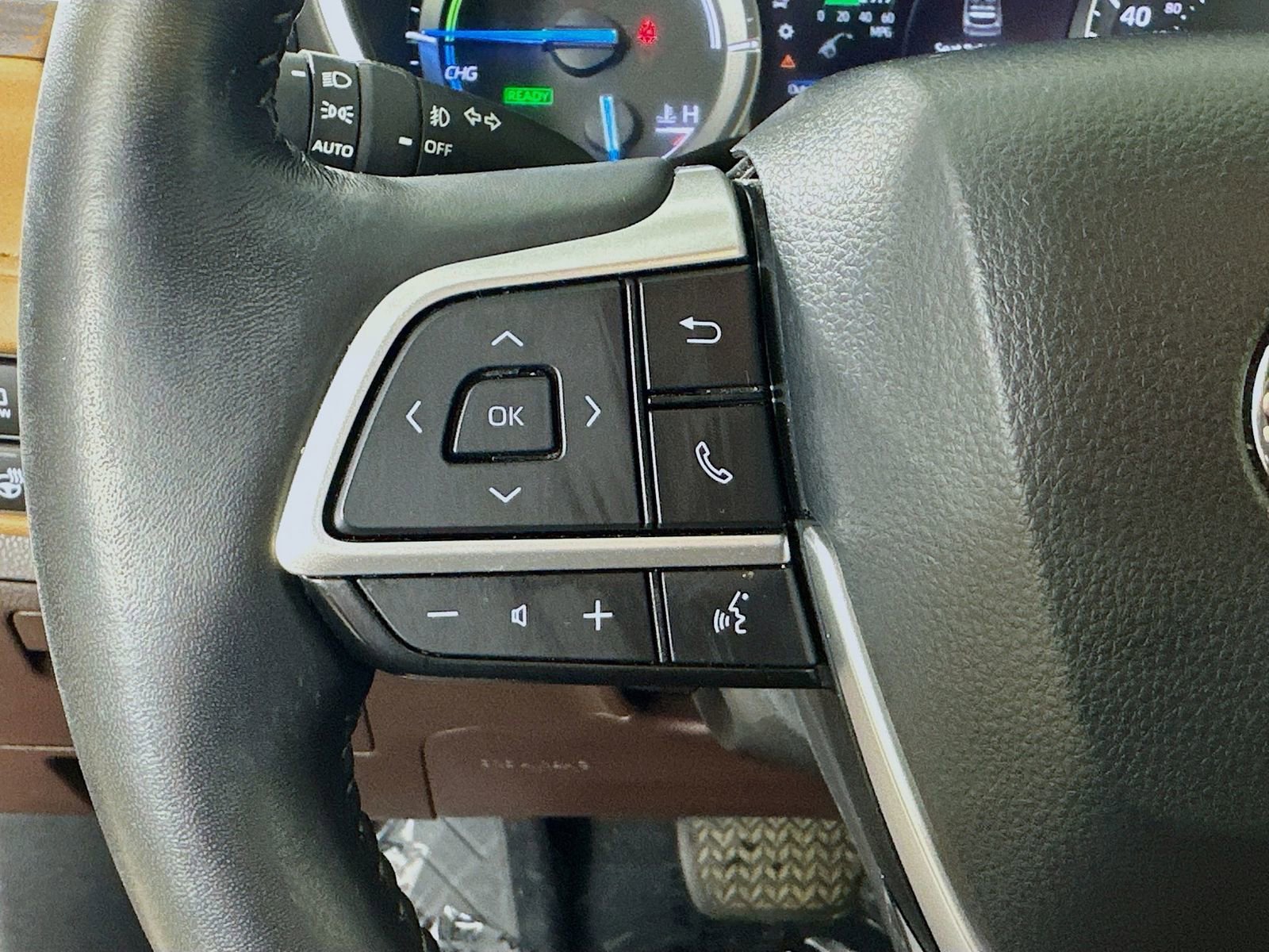 Used 2022 Toyota Highlander Platinum AWD/4WD image 12