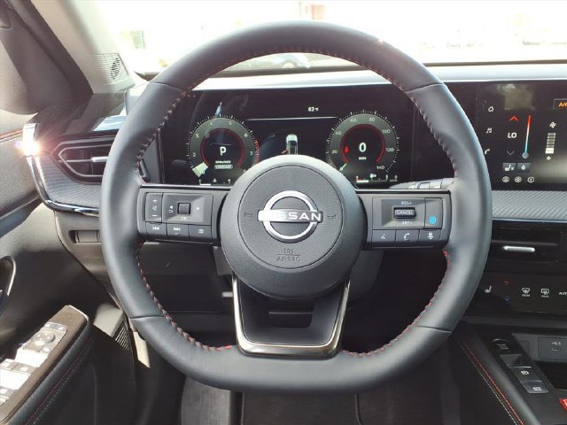 New 2026 Nissan Kicks SR w/ SR Premium Package FWD image 29