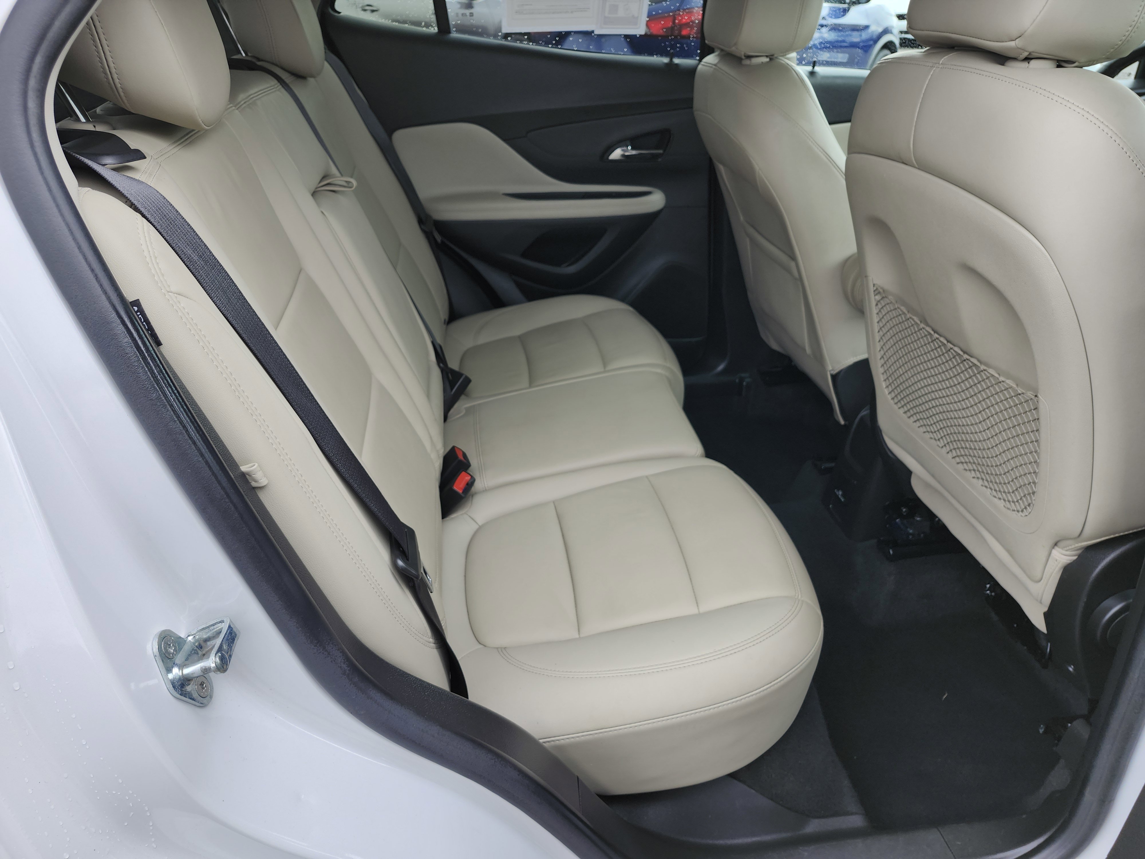 Used 2020 Buick Encore Essence AWD/4WD image 18