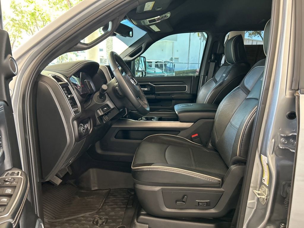 Used 2024 RAM 3500 Laramie w/ Night Edition AWD/4WD image 5