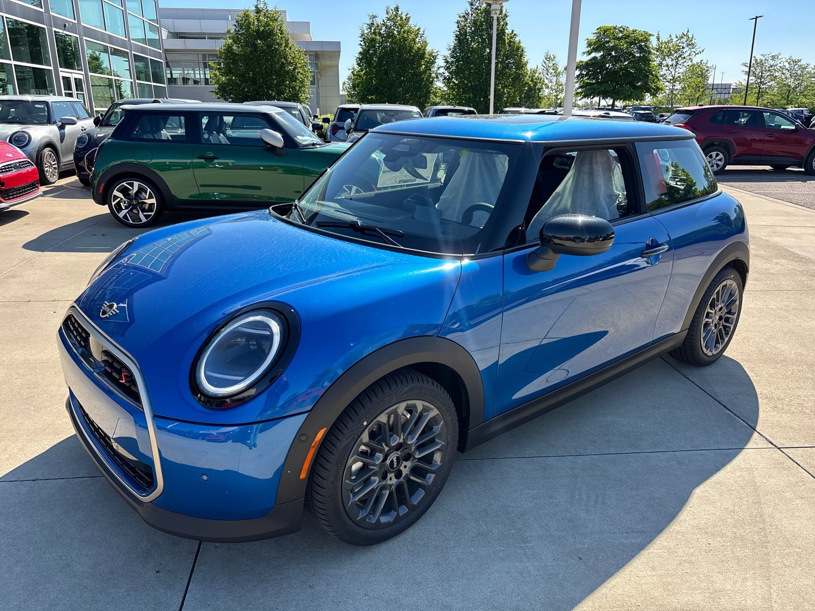 New 2026 MINI Cooper S FWD video 1