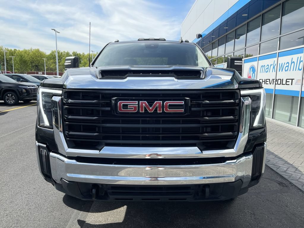 Used 2024 GMC Sierra 2500 Pro w/ Convenience Package AWD/4WD image 29